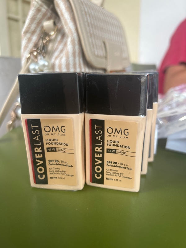 OMG Liquid Foundation Coverlast