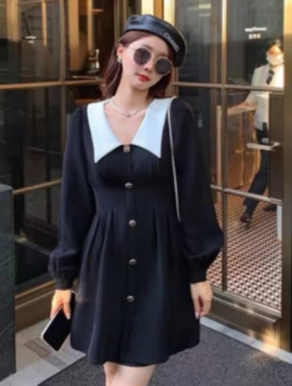 Dress Kancing Pita kerah putih