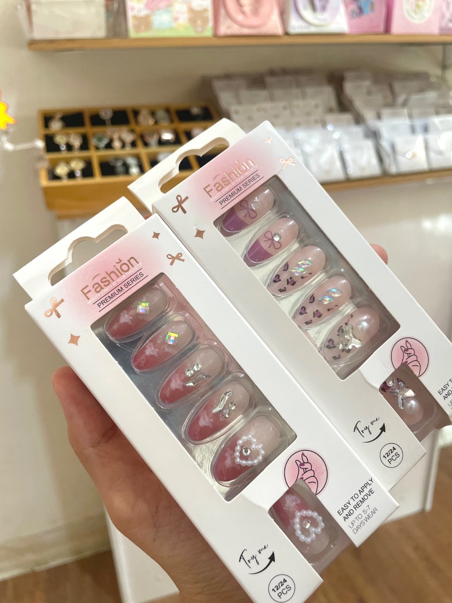 Fake Nails New Package