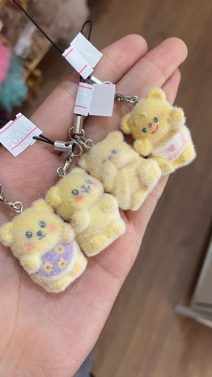 Bunny yellow