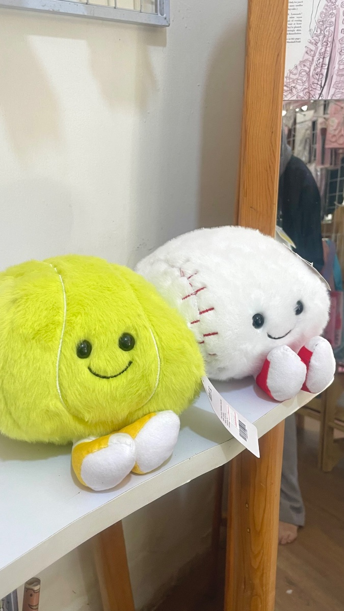 Boneka Bola